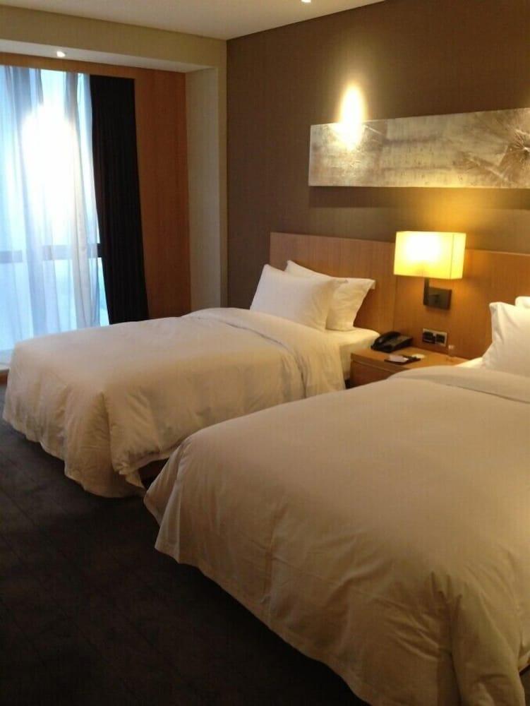 Shenyang Tianfeng International Hotel Esterno foto
