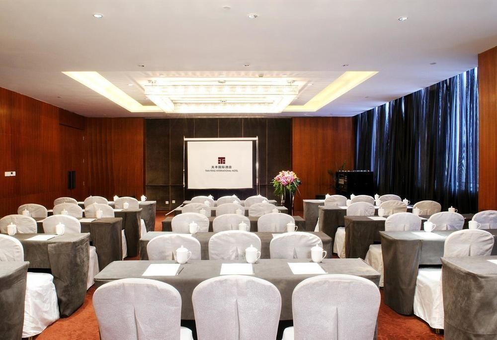 Shenyang Tianfeng International Hotel Esterno foto